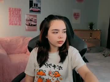 Easysloww Chaturbate stream image from May 10, 2026