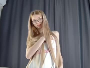 Sunnysmilexo Chaturbate stream image from May 10, 2026