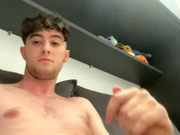 Valuxo009 Chaturbate stream image from May 10, 2026