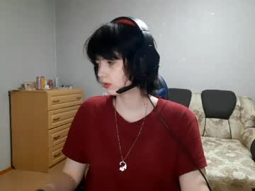 Leigharedcross Chaturbate stream image from May 10, 2026