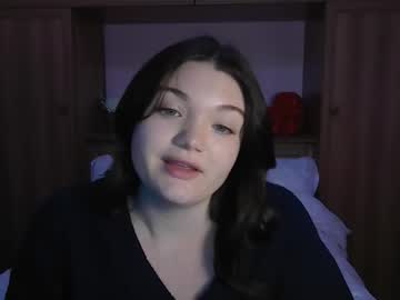 Miacreami Chaturbate stream image from May 10, 2026