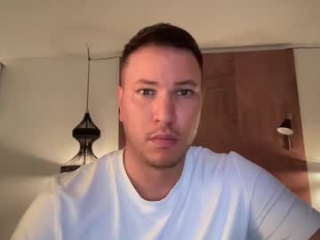 Michaeljcox88 Chaturbate stream image from May 11, 2026