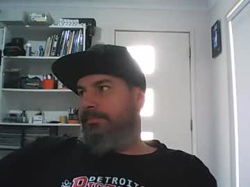 Theozbeardguy Chaturbate stream image from May 11, 2026