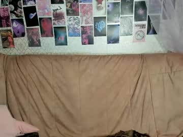Alysameow Chaturbate stream image from May 11, 2026