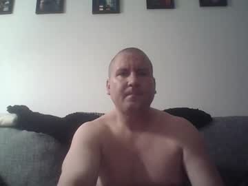Just1more5 Chaturbate stream image from May 11, 2026