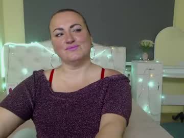 Dianamgg Chaturbate stream image from May 11, 2026