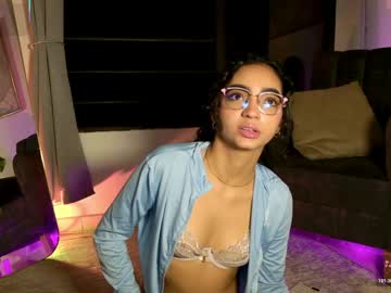 Adelineevs Chaturbate stream image from May 11, 2026