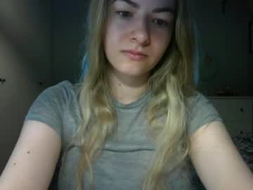 Rosie_June Chaturbate stream image from May 11, 2026