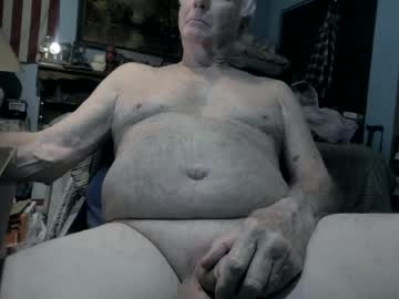 Flash4774 Chaturbate stream image from May 11, 2026
