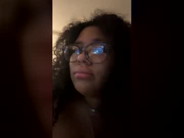 Moon_264 Chaturbate stream image from May 11, 2026
