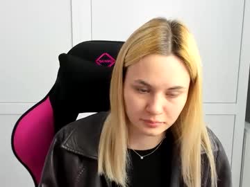 Tayla_Shy Chaturbate stream image from May 11, 2026