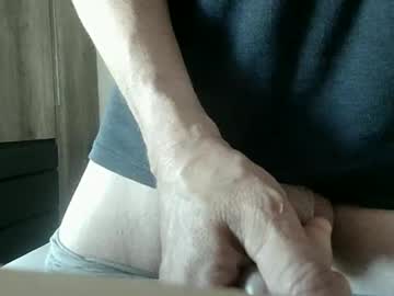 Tom11526261 Chaturbate stream image from May 11, 2026