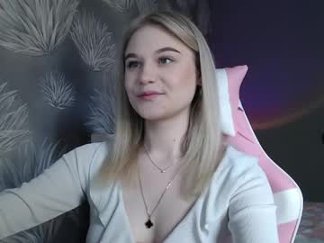 Ariavelvets Chaturbate stream image from May 11, 2026