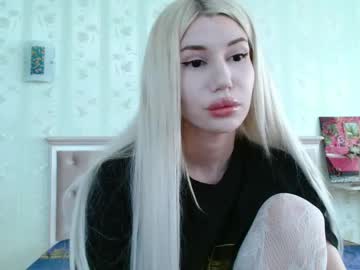 Alison_Moonlight Chaturbate stream image from May 11, 2026