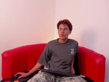Andy_Dluxe Chaturbate stream image from May 11, 2026