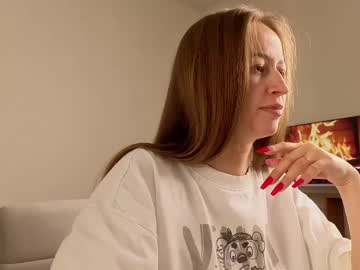 Bellalind_ Chaturbate stream image from May 11, 2026