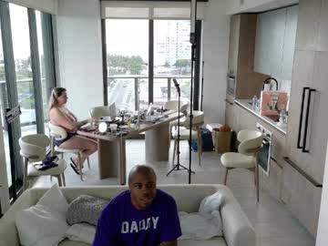 Dcrush76 Chaturbate stream image from May 11, 2026