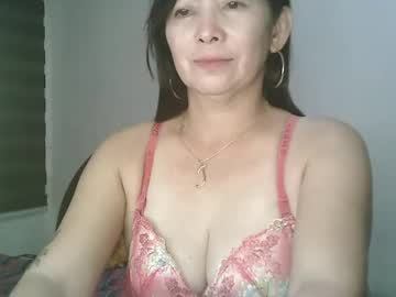 Hotmamajen4u Chaturbate stream image from May 11, 2026