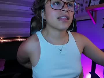 Lusiana__ Chaturbate stream image from May 11, 2026