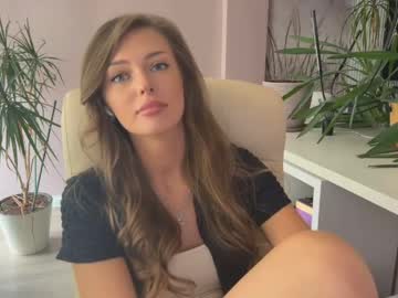 Tinybliss Chaturbate stream image from May 11, 2026