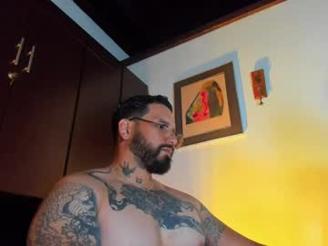 Camilomayer Chaturbate stream image from May 11, 2026