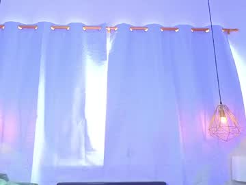 Nahomiwhitte Chaturbate stream image from May 11, 2026