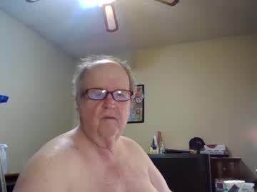 Bullfrogg505 Chaturbate stream image from May 11, 2026