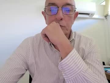 Yo47 Chaturbate stream image from May 11, 2026