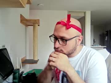 Andycase69 Chaturbate stream image from May 11, 2026