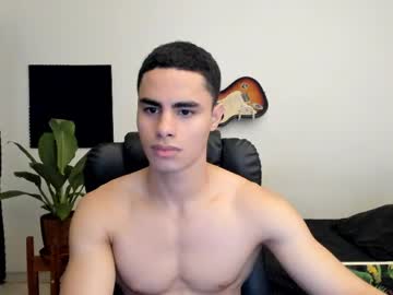 Zenhzu Chaturbate stream image from May 11, 2026