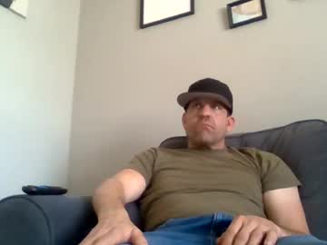 Taylors2822 Chaturbate stream image from May 11, 2026