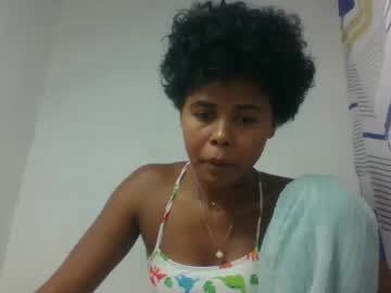 Sidelinez Chaturbate stream image from May 11, 2026