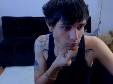 Augustberry Chaturbate stream image from May 11, 2026