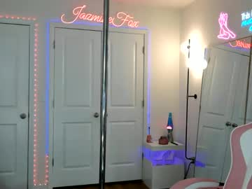 Jazminefox Chaturbate stream image from May 11, 2026