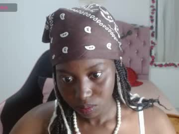 Luna_Bella882689 Chaturbate stream image from May 11, 2026