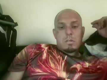 Quinnbewinnin Chaturbate stream image from May 11, 2026