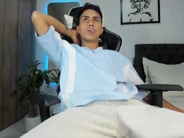 Alannaughty_ Chaturbate stream image from May 11, 2026