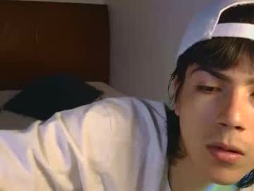 Jeanzdry Chaturbate stream image from May 11, 2026