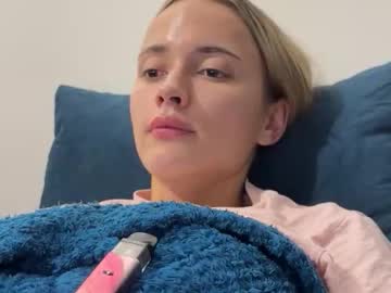 Sweetsteam Chaturbate stream image from May 11, 2026