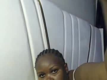 Lunabloom01 Chaturbate stream image from May 11, 2026
