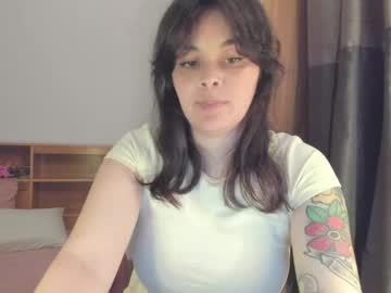 Summerprints Chaturbate stream image from May 11, 2026
