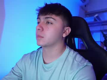Aron__Cooper Chaturbate stream image from May 12, 2026