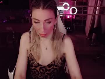 Nicole_G0ld_ Chaturbate stream image from May 12, 2026
