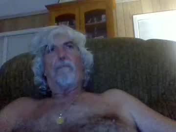 Winedog2020 Chaturbate stream image from May 12, 2026