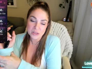 Kierareines Chaturbate stream image from May 12, 2026