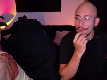 Pandorabeker Chaturbate stream image from May 12, 2026