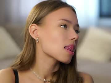 Sammymally Chaturbate stream image from May 12, 2026