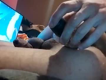 Hungcanadian42098 Chaturbate stream image from May 12, 2026