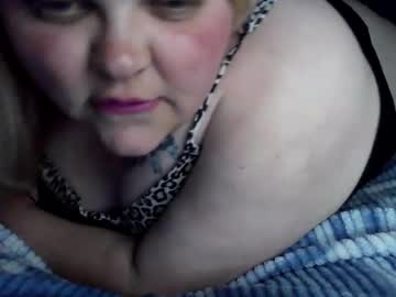 Hazeleyez97 Chaturbate stream image from May 12, 2026