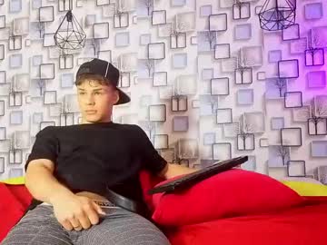 Logansteel_ Chaturbate stream image from May 12, 2026